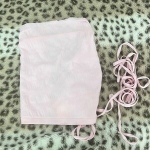 NWT tie back strapless crop top!